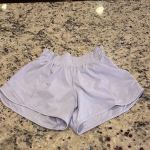 lululemon athletica Light purple Hotty Hots - 4in inseam - barely worn